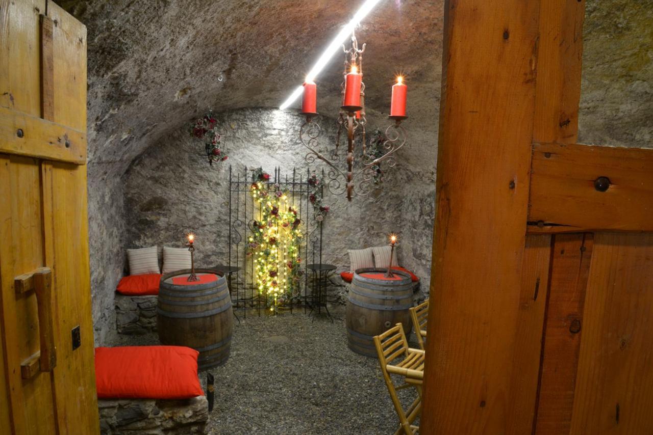 Chez Constance Otel Saillon Dış mekan fotoğraf